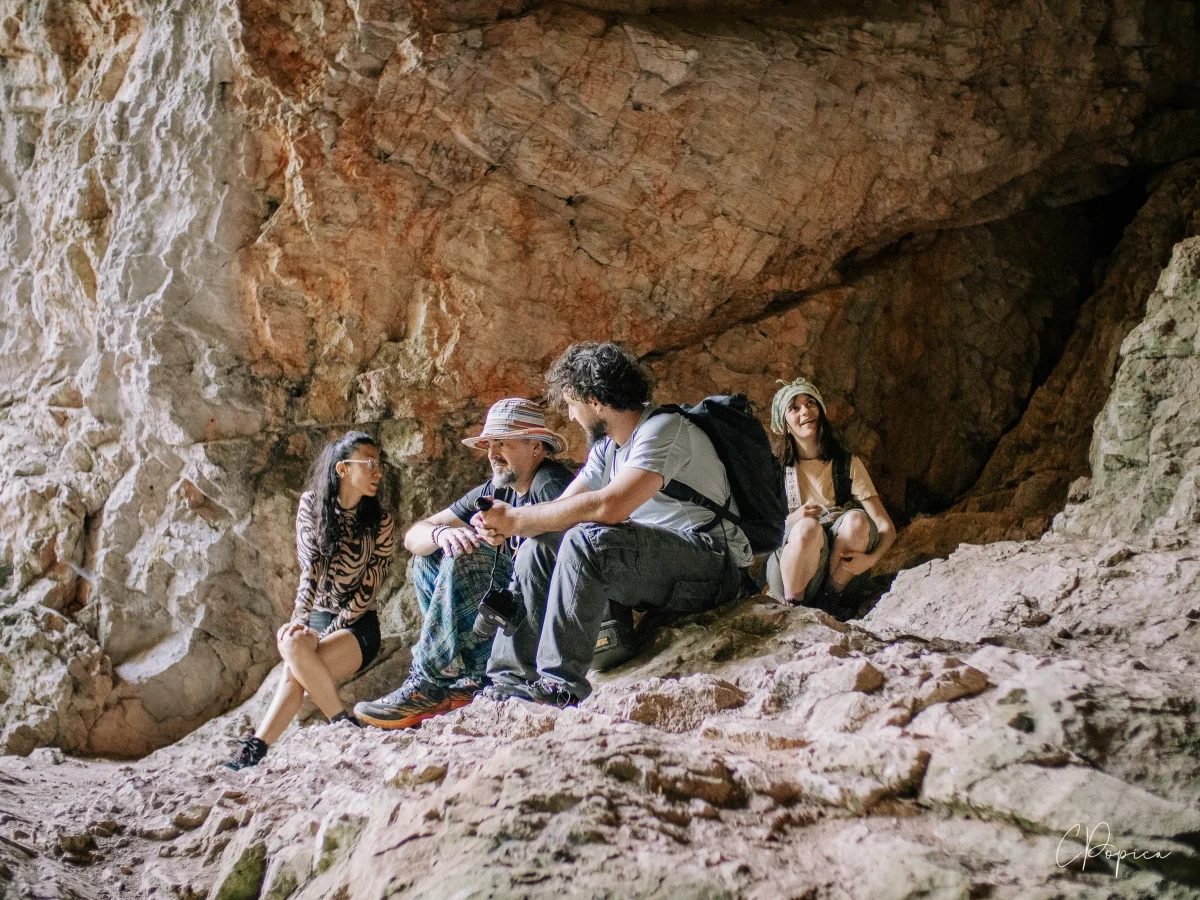 Chilling In The Cave - 2025